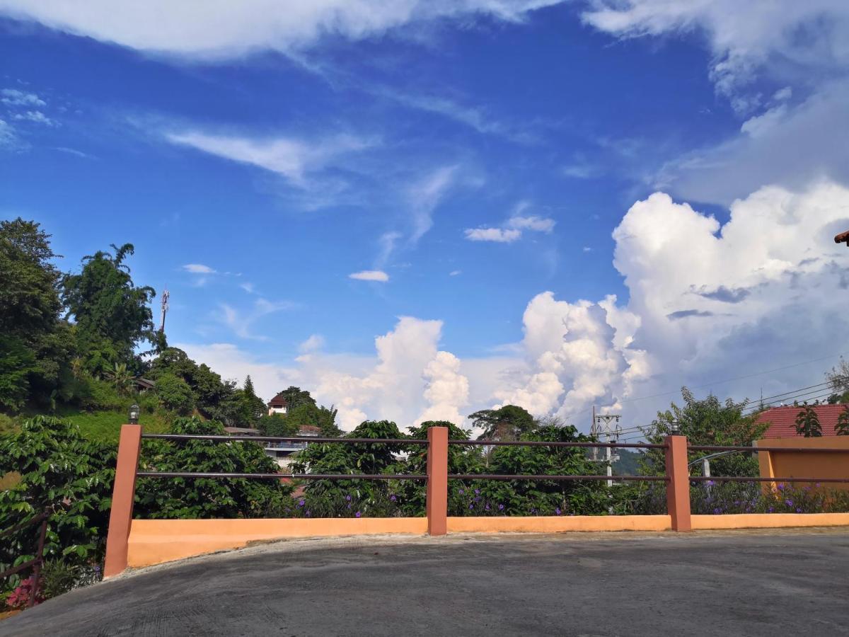 Hill Top Home Mae Salong Esterno foto